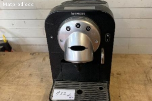 Machine a café Nespresso Pro